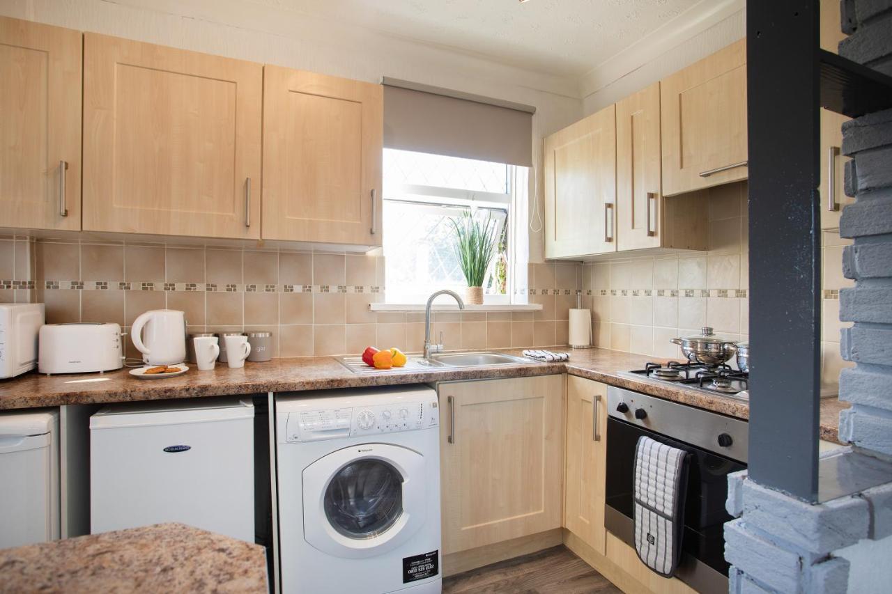 Rawmarsh House, Rotherham For Contractors & Families, Free Parking, High Speed Wifi, Etc エクステリア 写真